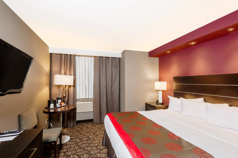Ramada Niagara Falls