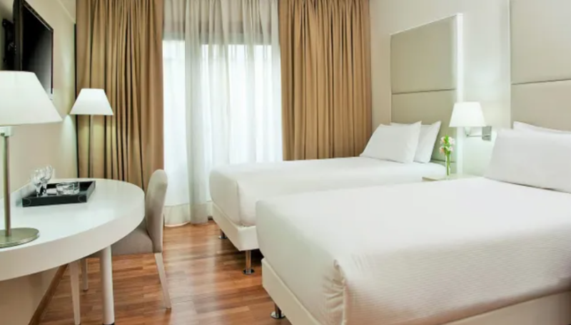 Hotel NH Florida