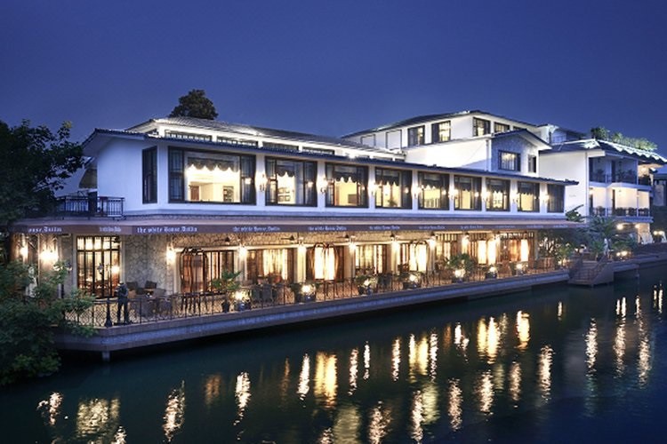 The White House Hotel
