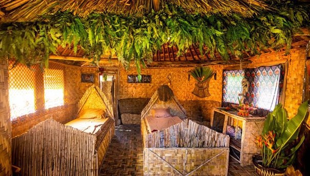 Skeleton Eco Lodge