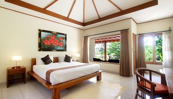 Puri Sari Beach Hotel