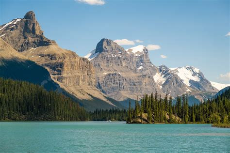 Plavba k nejfotografovanějšímu místu Kanady Maligne lake