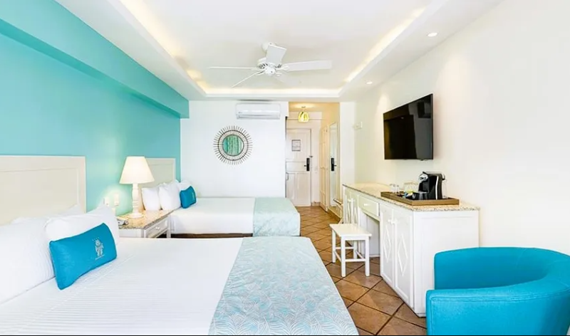 Hotel Tamarindo Diria Beach Resort****, 5 nocí
