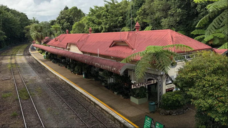 Skyrail, Kuranda a historická železnice