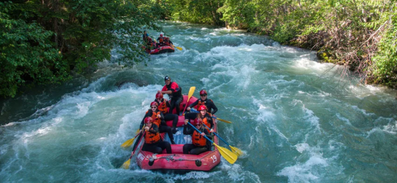 Rafting na divoké vodě u Whistleru