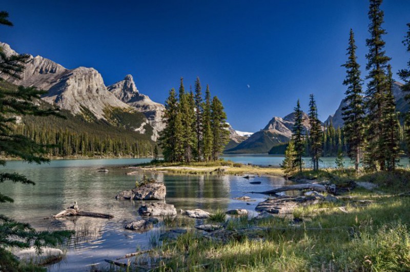 Plavba k nejfotografovanějšímu místu Kanady Maligne lake