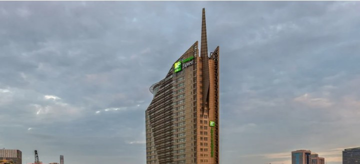 Poplatek za pozdní check-out v Šanghaji (v základním hotelu)