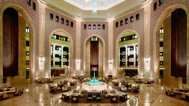 Nejlepší hotely světa: Al Bustan palace a Ritz Carlton hotel Muscat | 3 noci