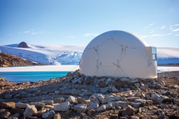 Nejluxusnější ubytování, které je na Antarktidě možné sehnat. Spal zde i princ Harry.