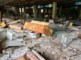 Zničený obchod v Pripjati