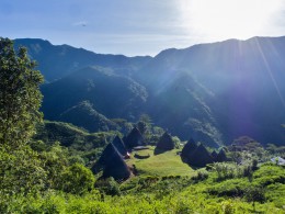 Horská vesnice Waerbo na Floresu