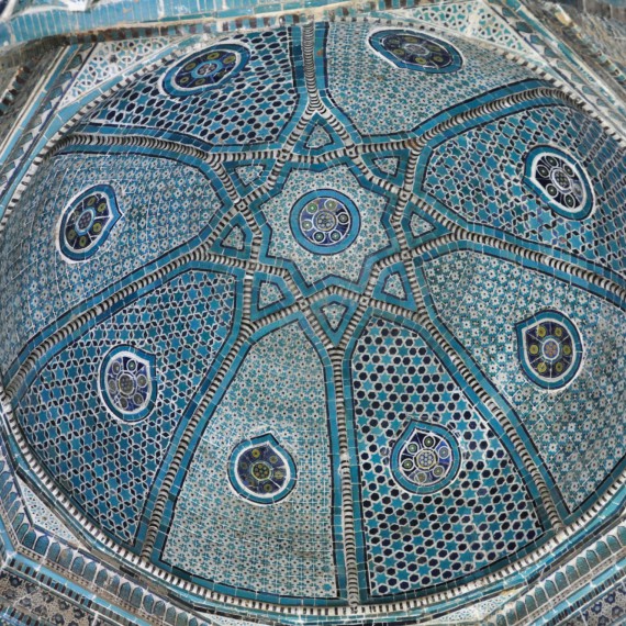 Samarkand a jeho kopule jsou tak krásné, že by mohli klidně nahradit i nebe.