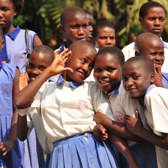 Školáci v Ugandě