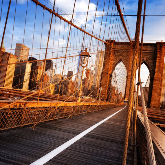 Legendární Brooklyn Bridge v New Yorku