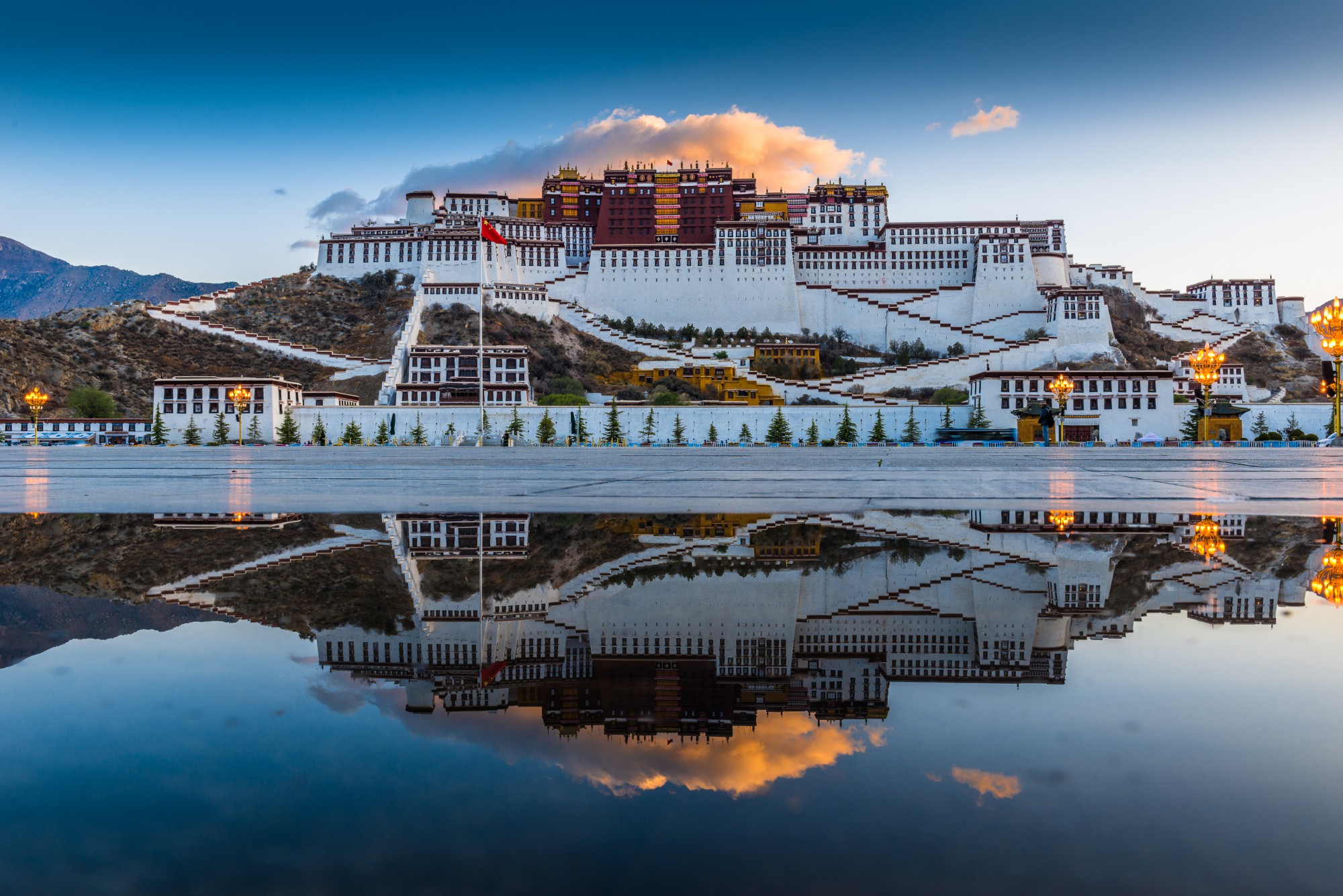 Palác Potala, Lhasa, Tibet 