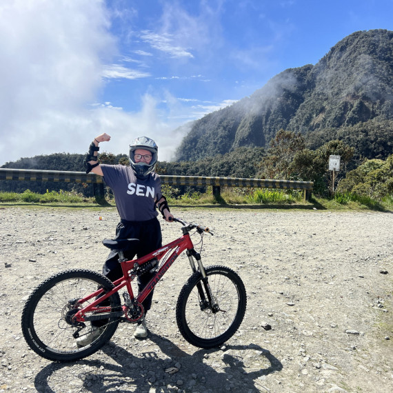 Sjezd bolívijské hory na kole. Nezapomenutelný zážitek.