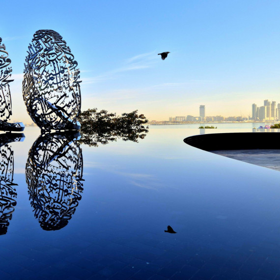 Moderní dubajská architektura.