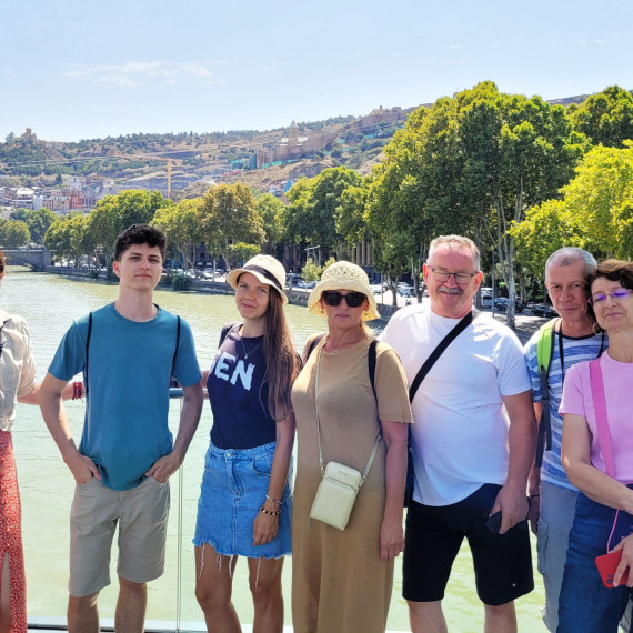 Skupina našich CK SEN klientů na zájezdu v Gruzii.