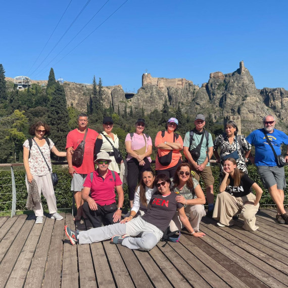 Skupina CK SEN klientů na zájezdu v Gruzii.