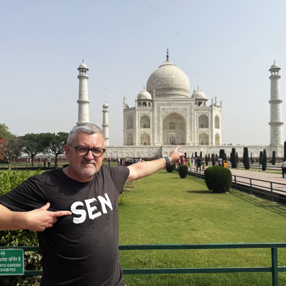 Sdílení kouzla Tádž Mahalu s našimi cestovateli.