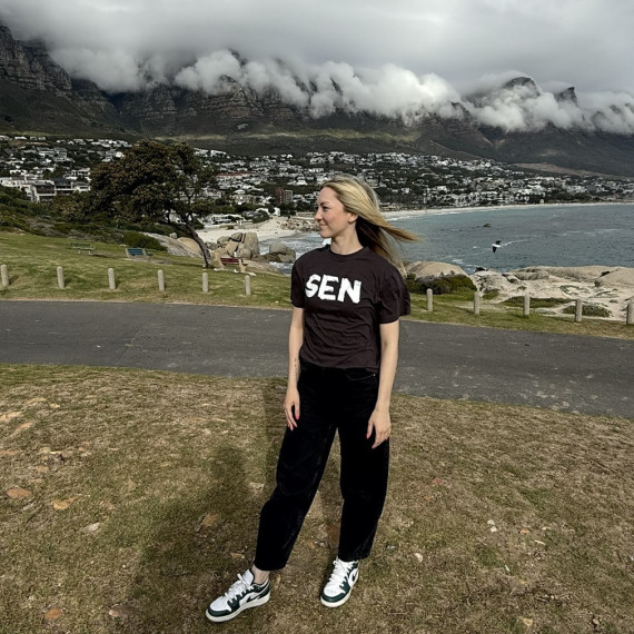 Pobřeží Kapského města a naše SEN průvodkyně.