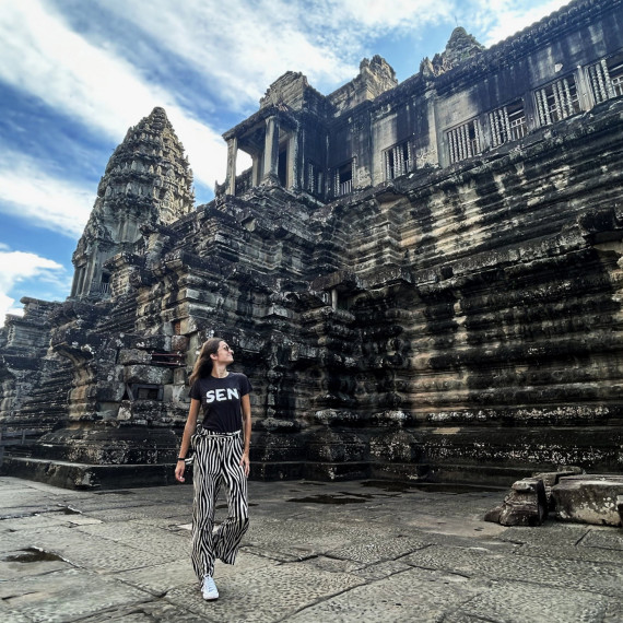 Ikonický chrám Angkor Vat z jiného úhlu.