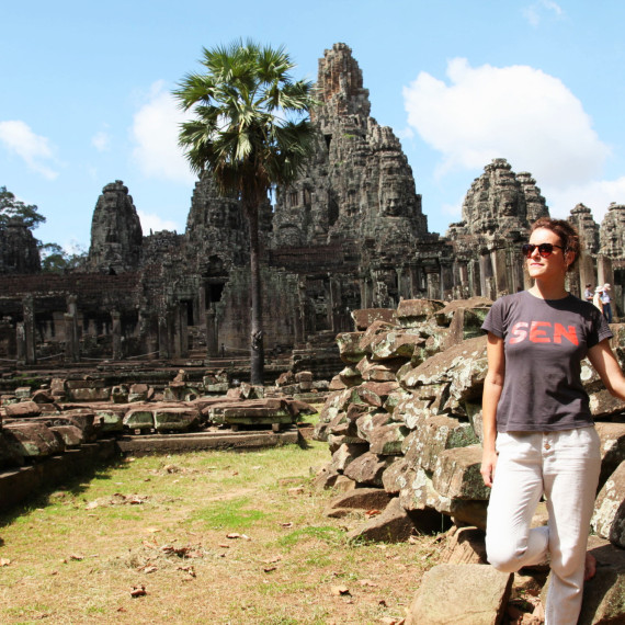 Pohled na chrám Bayon z jiného úhlu.