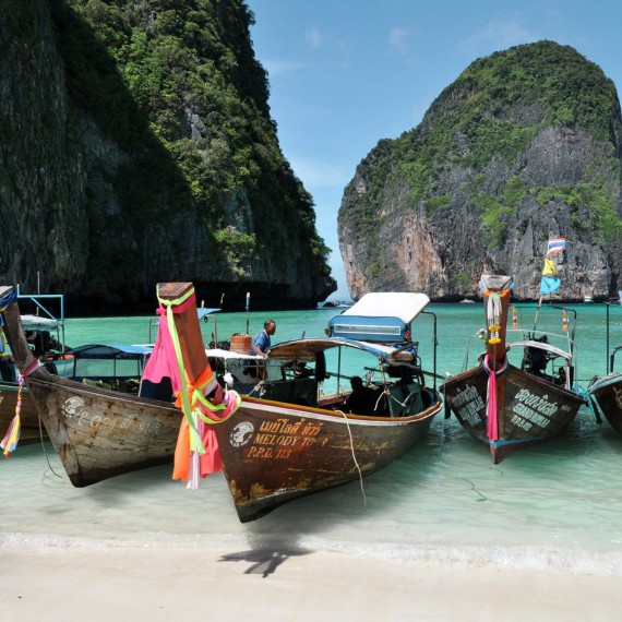 Slavná Maya Beach v Thajsku. 