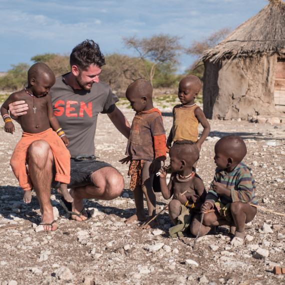 Návštěva domorodých kmenů v Namibii.