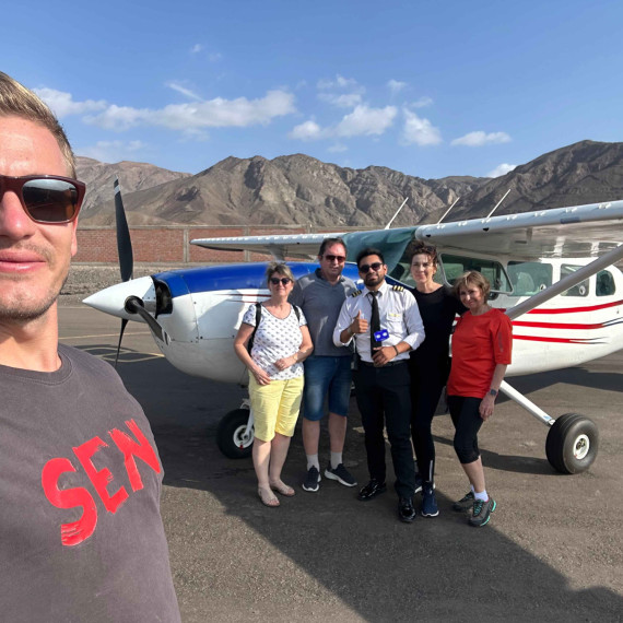 Místní přelet nad údolím Nazca.