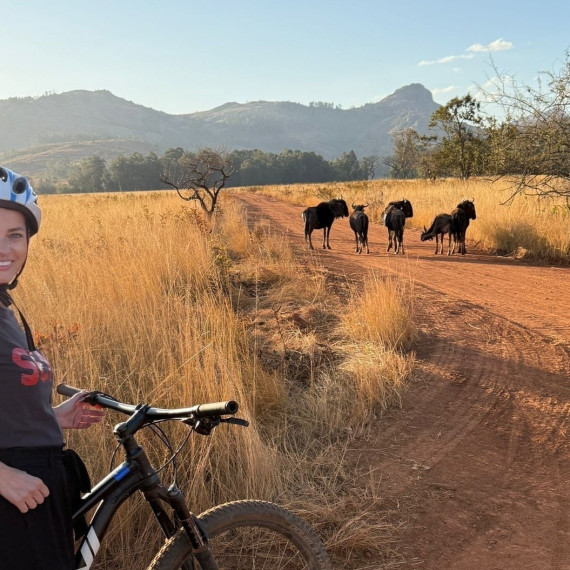 Projížďka na kole úchvatnou přírodu ve Svazijsku.