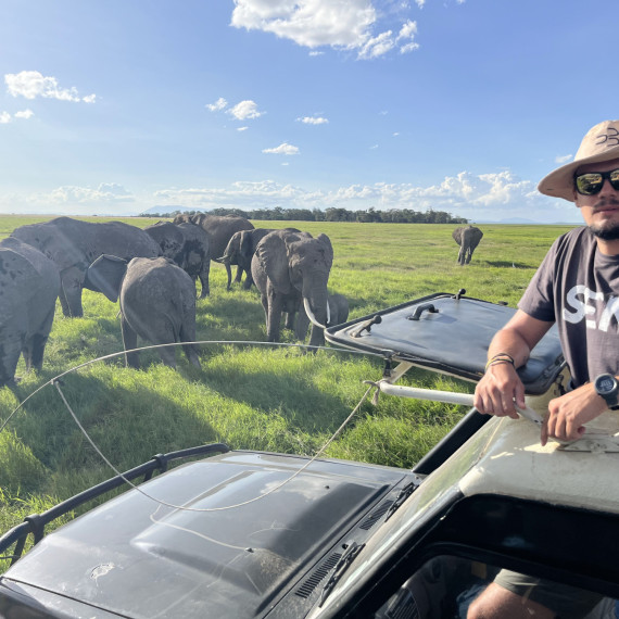 Safari v národním parku Amboseli je nezapomenutelným zážitkem.