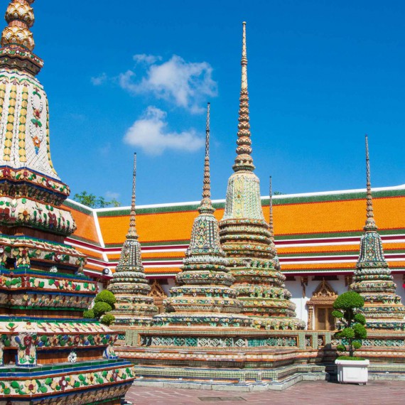 Wat Pho v Bangkoku. 