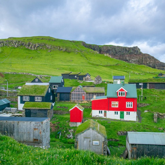 Ve vesničce Mikynes žije celoročně 10 lidí