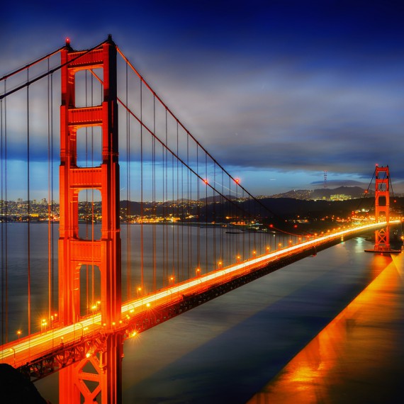 Světoznámý Golden Gate Bridge