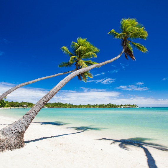 Bělostné pláže na Fiji