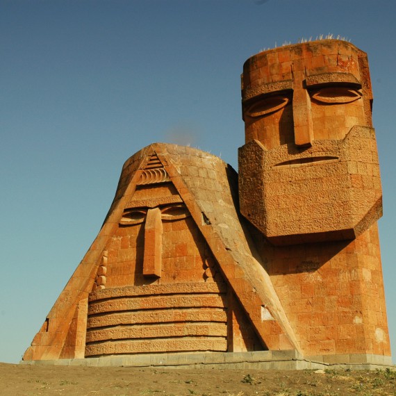 V Náhorním Karabachu má SEN mnoho zkušeností