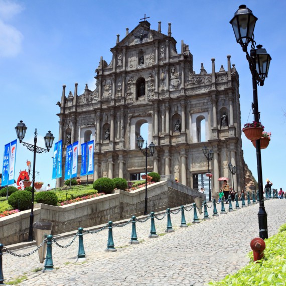 Ruiny katedrály sv. Pavla jsou nejznámější památkou Macaa