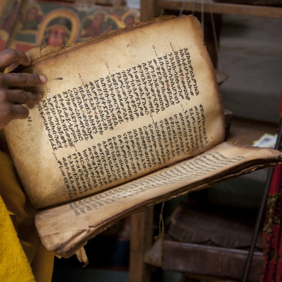 Prohlédnete si i posvátné knihy