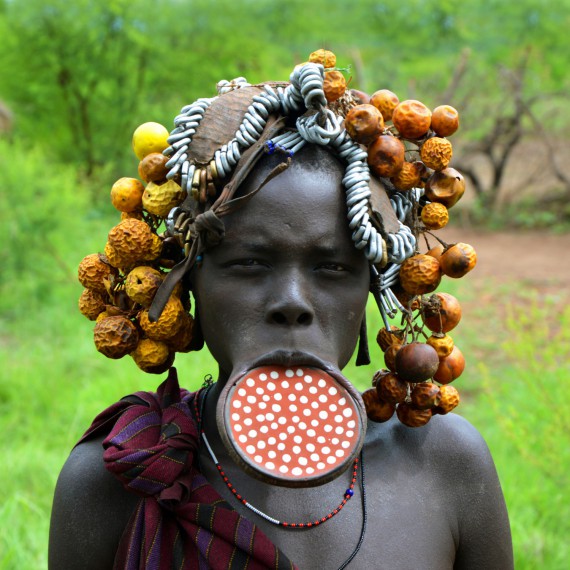 Labret je typický doplněk kmene Mursiů