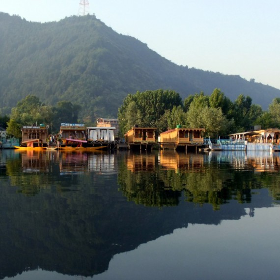 Šrinagar - letní hlavní město Kašmíru