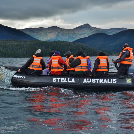 Plavba kolem Ohňové země