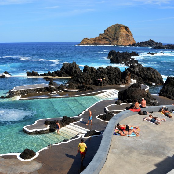 Zkulturněné divoké pobřeží Madeiry