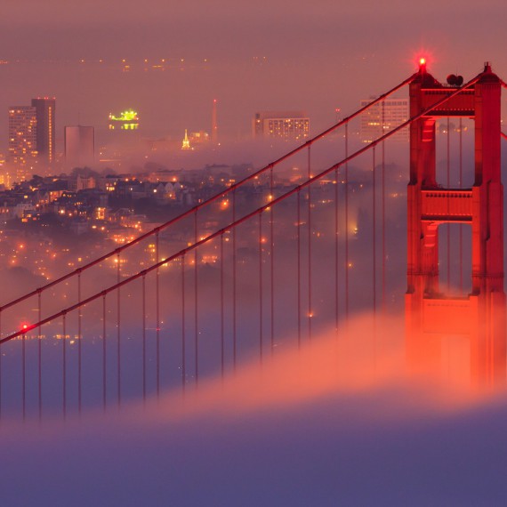 Světoznámý Golden Gate Bridge v San Franciscu