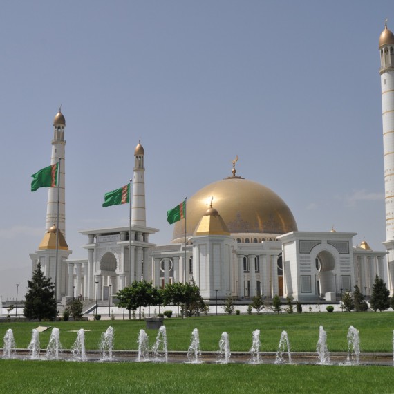 Mešita v Gypjaku patří mezi největší ve Střední Asii