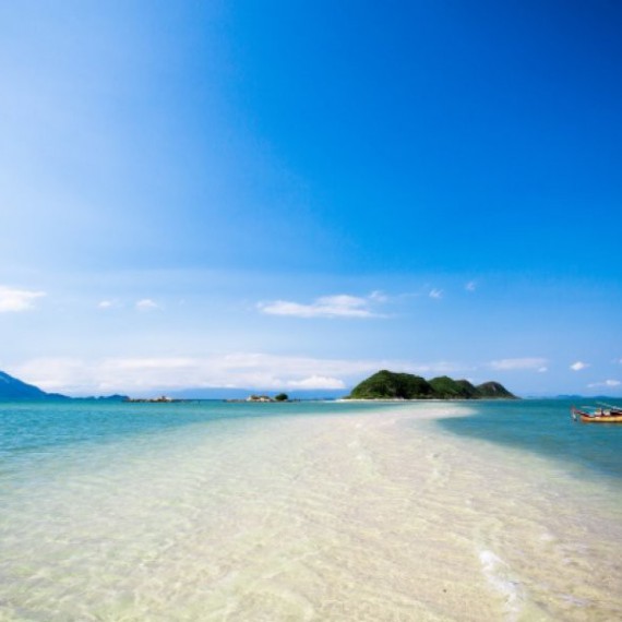 Odpočinete si na bělostných plážích Vietnamu