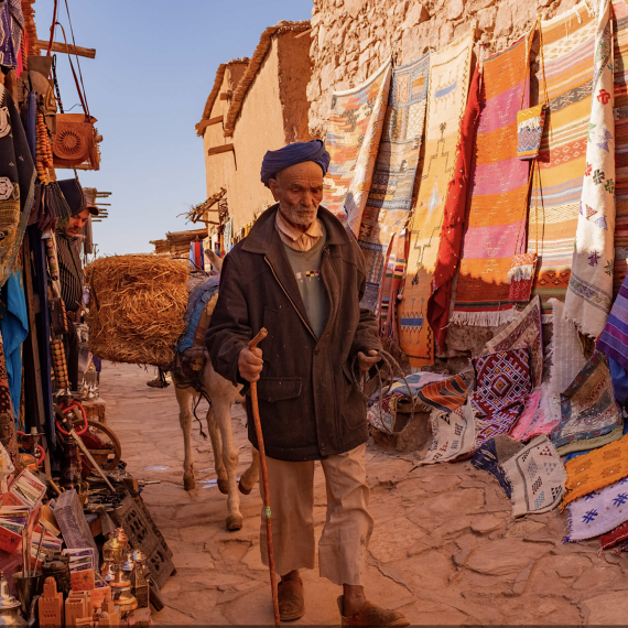 Ulička barev v Ait Ben Haddou