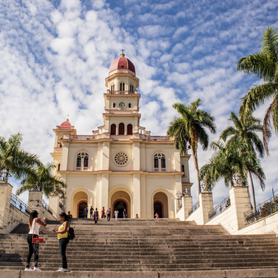 Návštěva Iglesia del Cobre - kostel patronky Kuby