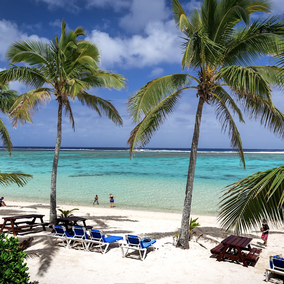 Rotoronga, Cookovy ostrovy a panenské pláže všude kolem