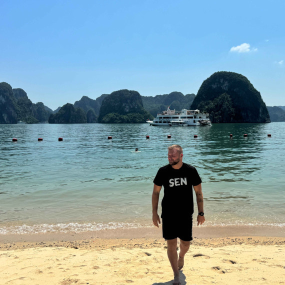 Na ostrově Ti Top v zátoce Ha Long Bay.